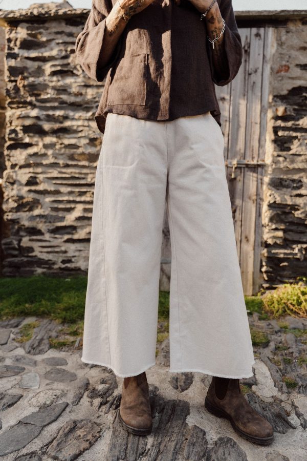 Shoreline Jeans Cropped - Image 3